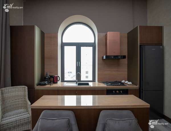 2-senyakanoc-bnakaran-vacharq-Yerevan-Arabkir