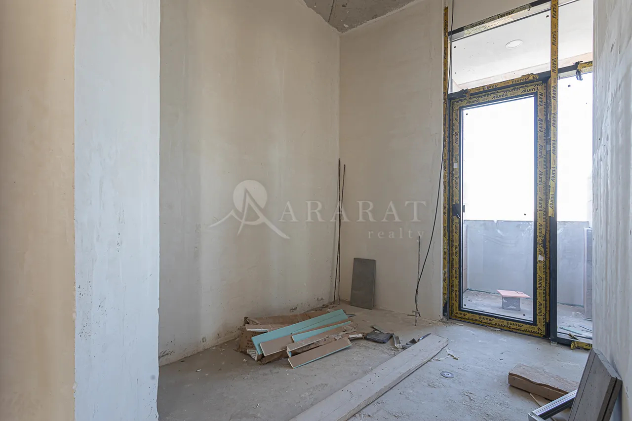 4 bedroom apartment for sale Komitas Ave, Arabkir Yerevan, 159102