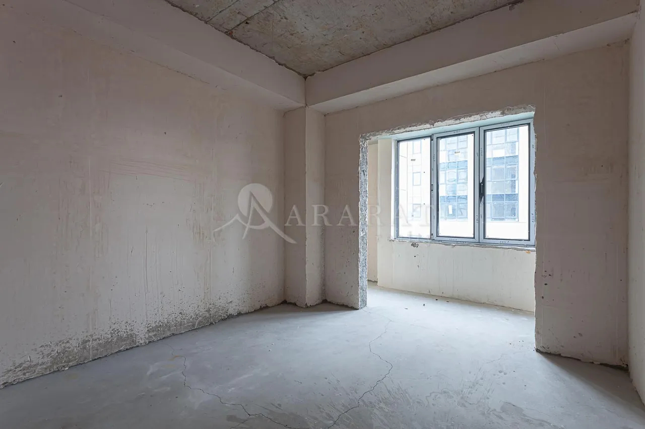 3 bedroom apartment for sale خیابان کومیتاس, عربگیر ایروان, 157666