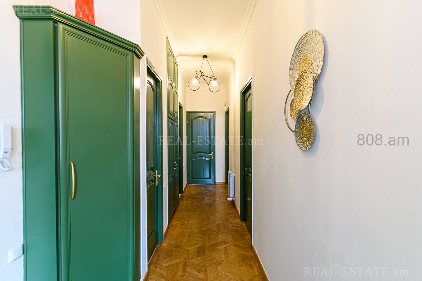 3 սենյականոց բնակարան  Պուշկինի փող, Կենտրոն Երևան, 128781