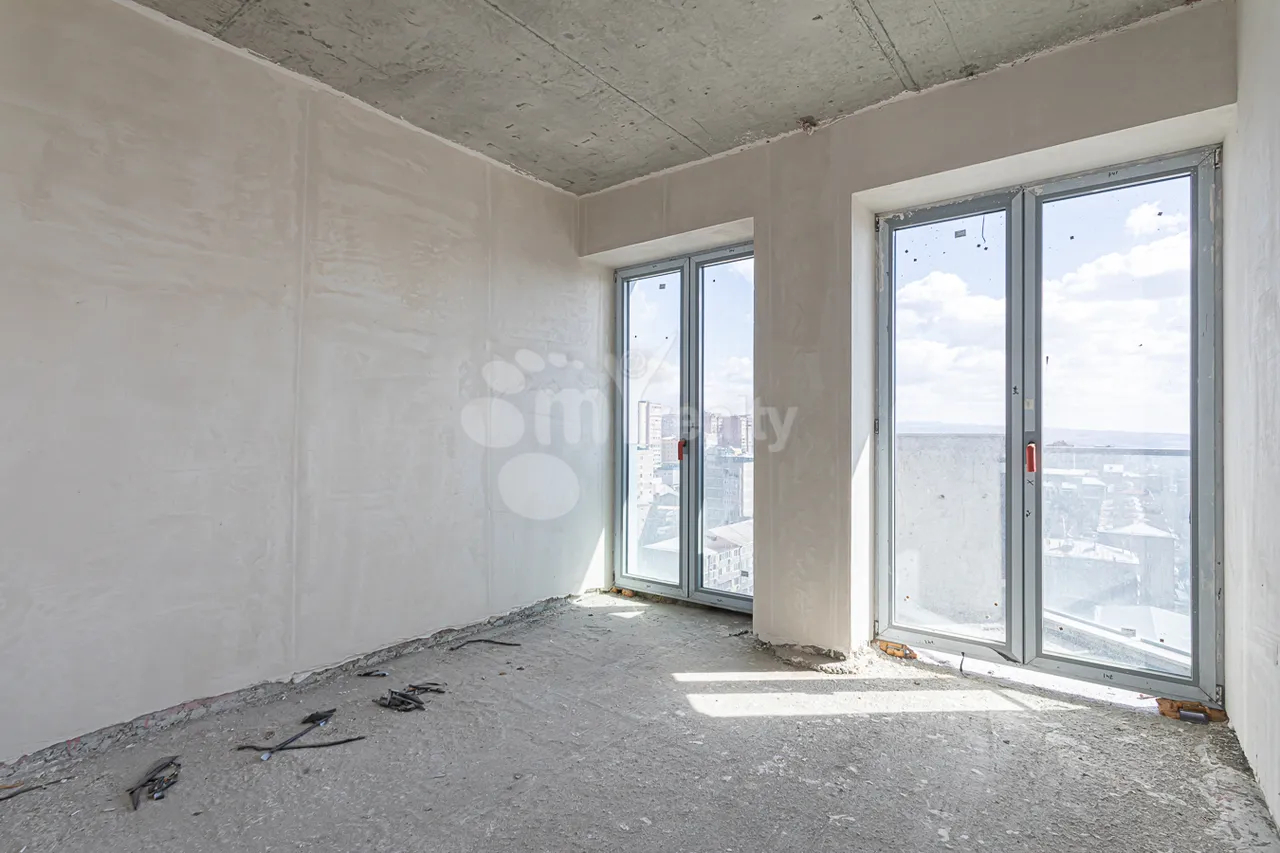 4 սենյականոց բնակարան  Գյուլբենկյան փող, Արաբկիր Երևան, 159882