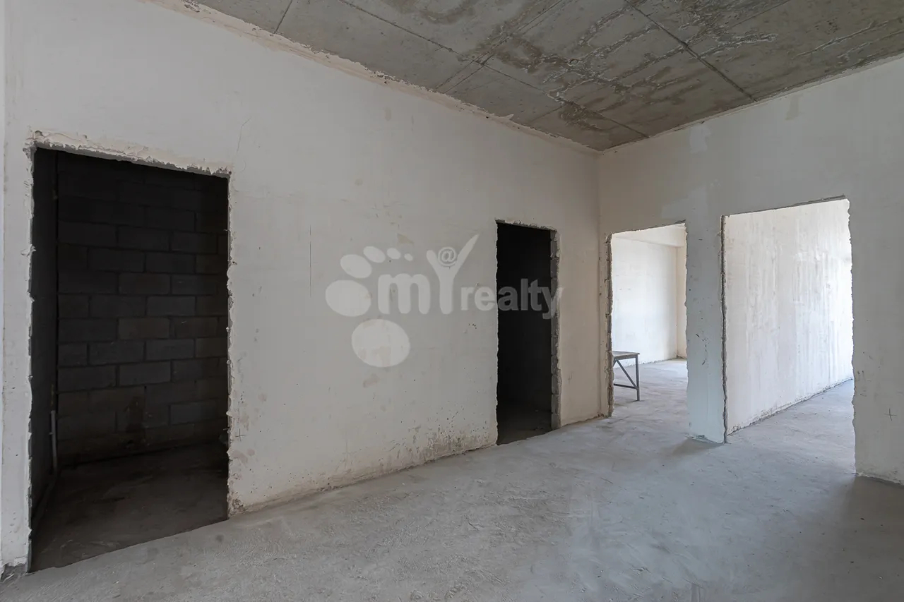 4 bedroom apartment for sale Paruyr Sevak  dis. 17 street, Awan Yerevan, 159883