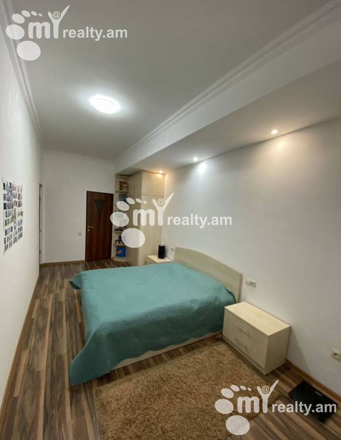 3 bedroom apartment for sale Antarayin St, Center Yerevan, 155625