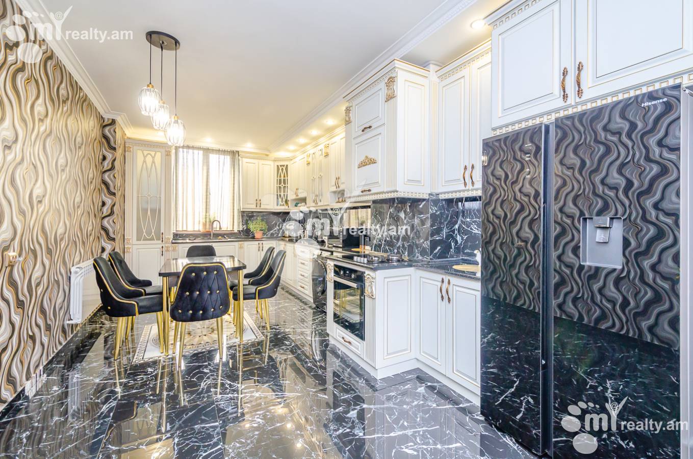 3 bedroom apartment for sale Antarayin St, Center Yerevan, 152784