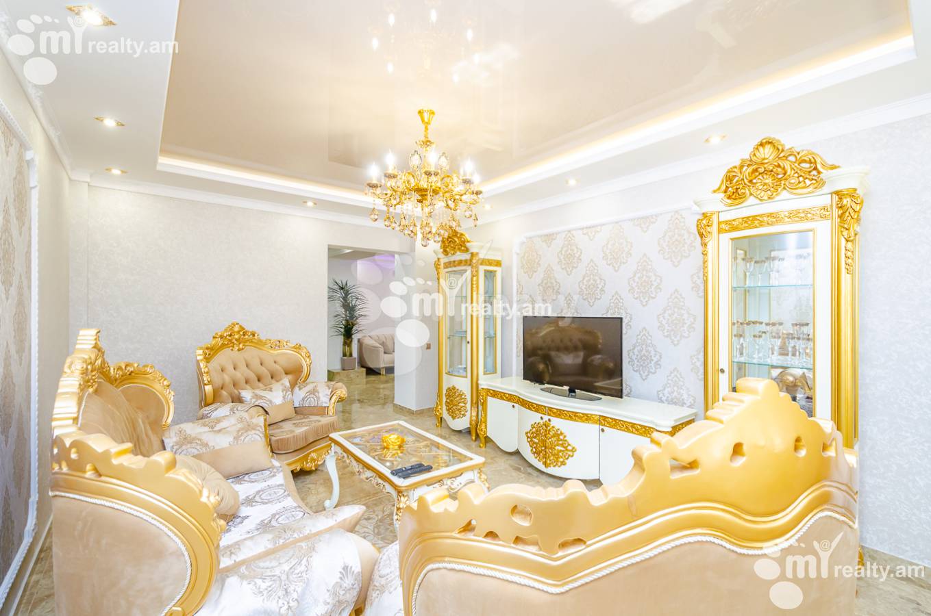 3 bedroom apartment for sale Antarayin St, Center Yerevan, 152784