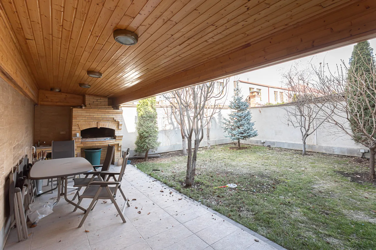 Առանձնատուն  Ծարավ Աղբյուրի փող., Ավան Երևան, 159897