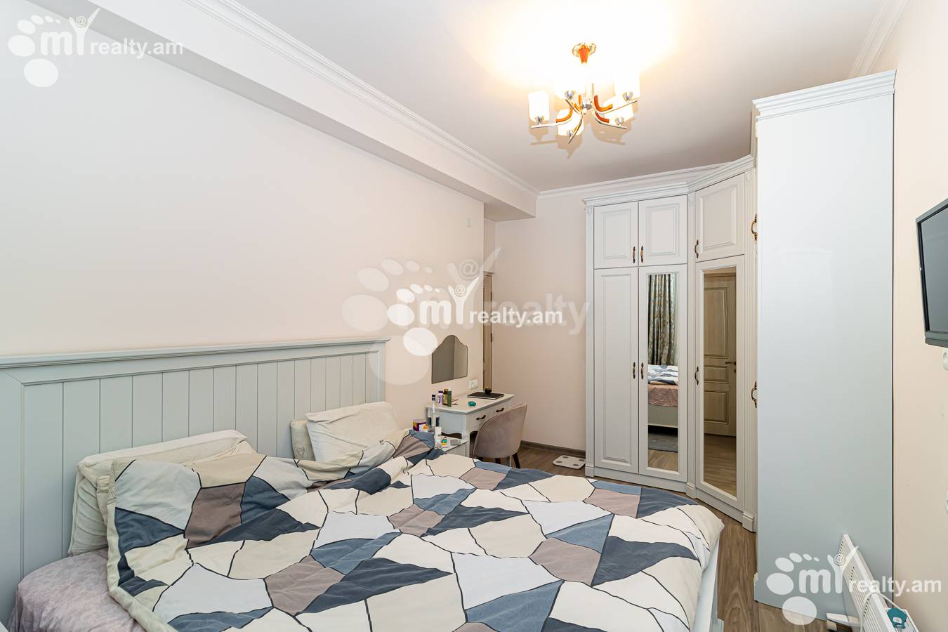 3 bedroom apartment for rent Adonts St, Arabkir Yerevan, 154728