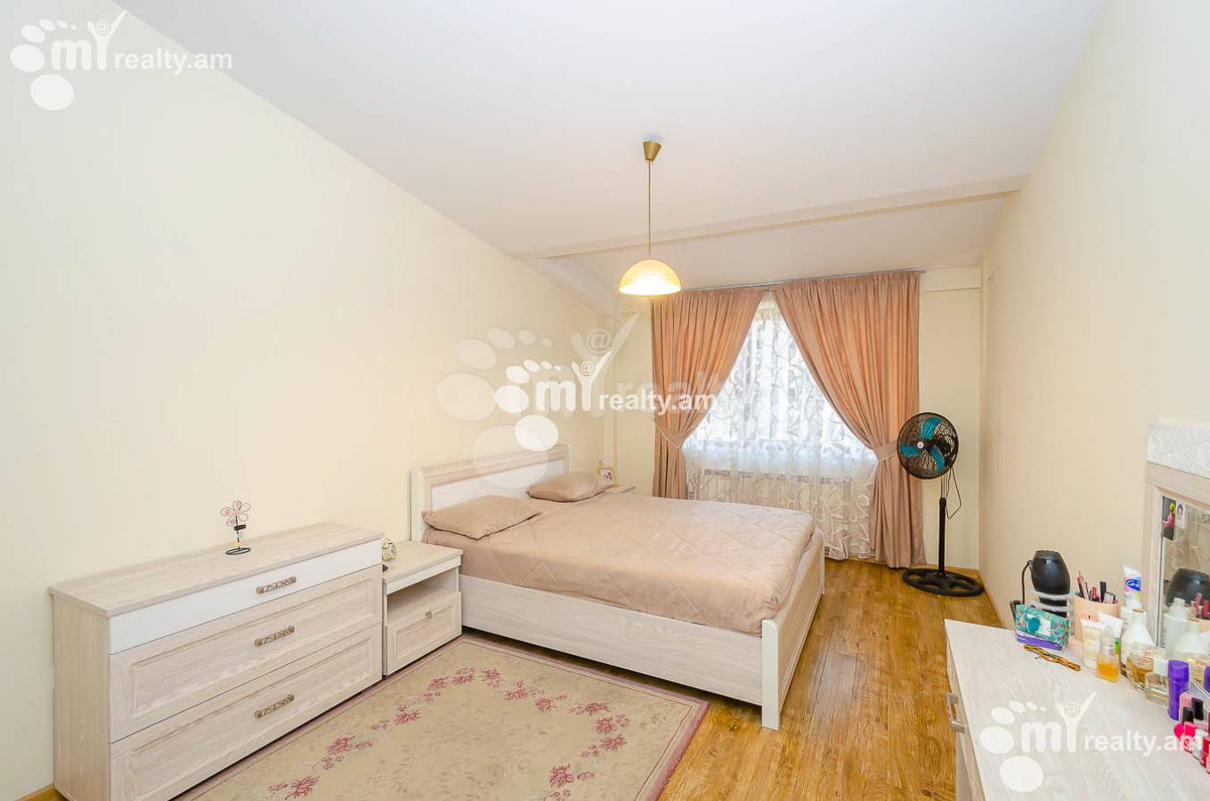 3 bedroom apartment for sale Hovsep Emin St, Arabkir Yerevan, 143593