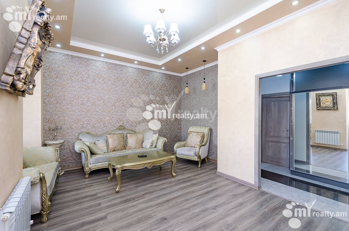 3 bedroom apartment for sale خیابان قازار پارپِتسی, مرکز شهر ایروان, 151956