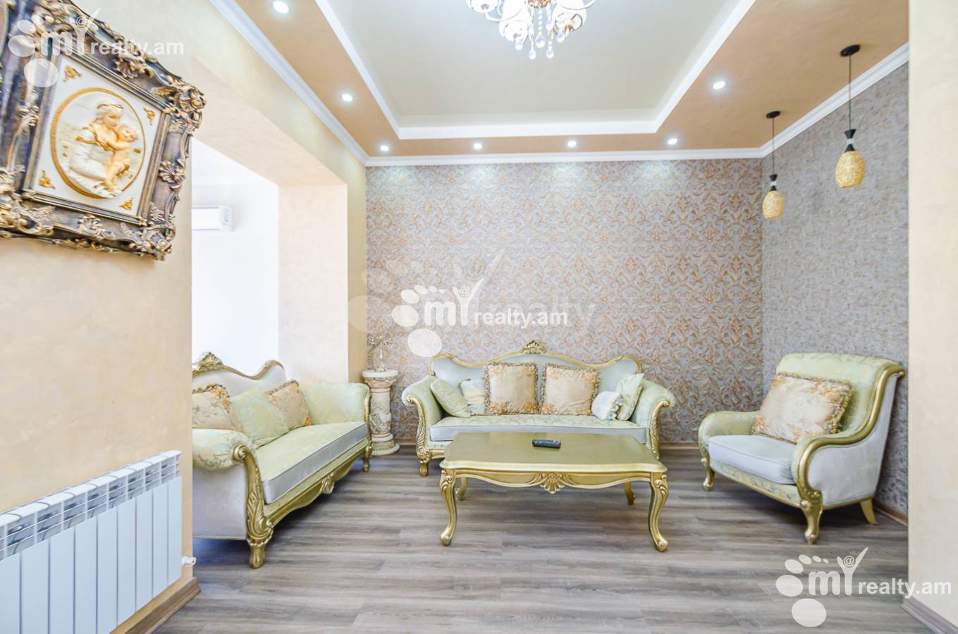 3 bedroom apartment for sale خیابان قازار پارپِتسی, مرکز شهر ایروان, 151956