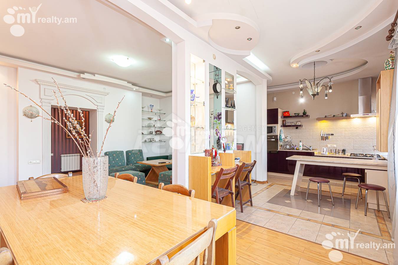 3 bedroom apartment for rent Bayron St, Center Yerevan, 146556