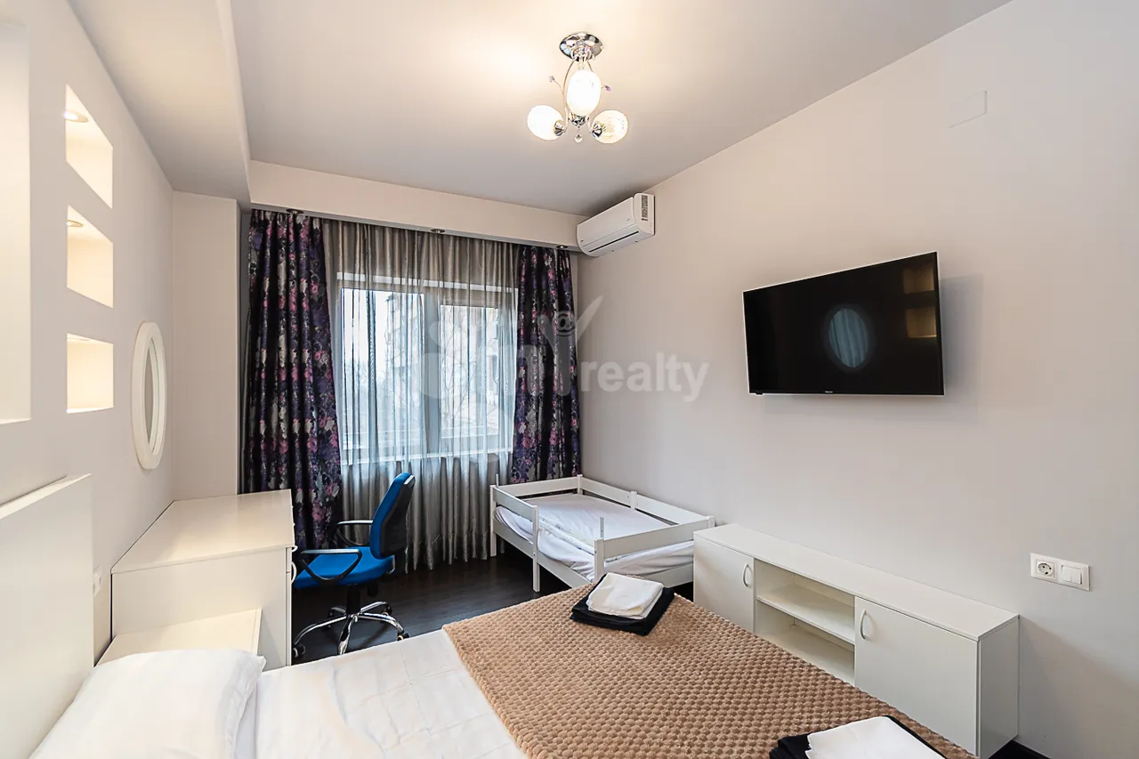 3 bedroom apartment for rent Armenak Armenakyan St, Norque Marache Yerevan, 159454