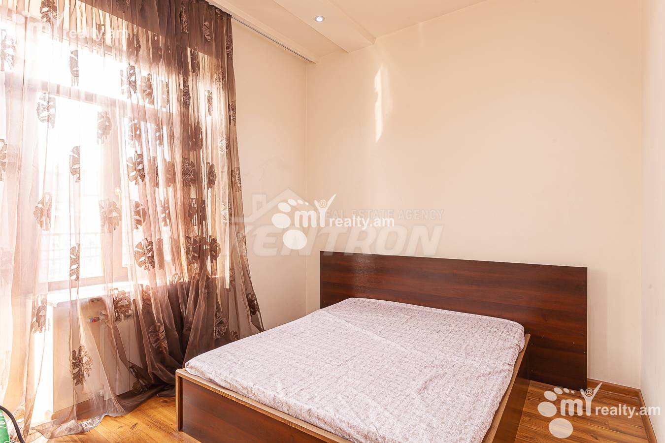 3 bedroom apartment for sale Tumanyan St, Center Yerevan, 145339