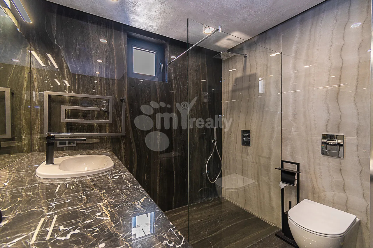 3 bedroom apartment for rent Antarayin, G.Emin St, Center Yerevan, 159431