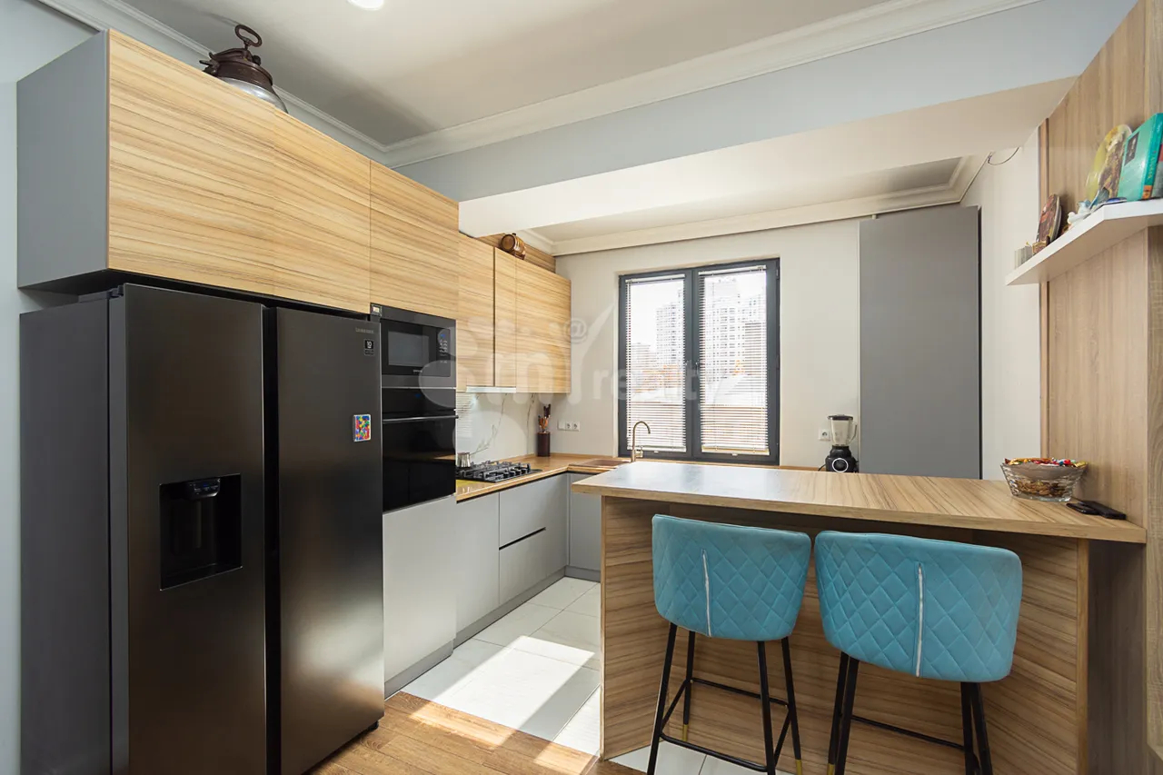 4 սենյականոց բնակարան  Ն. Տիգրանյան փող փակ, Արաբկիր Երևան, 160010