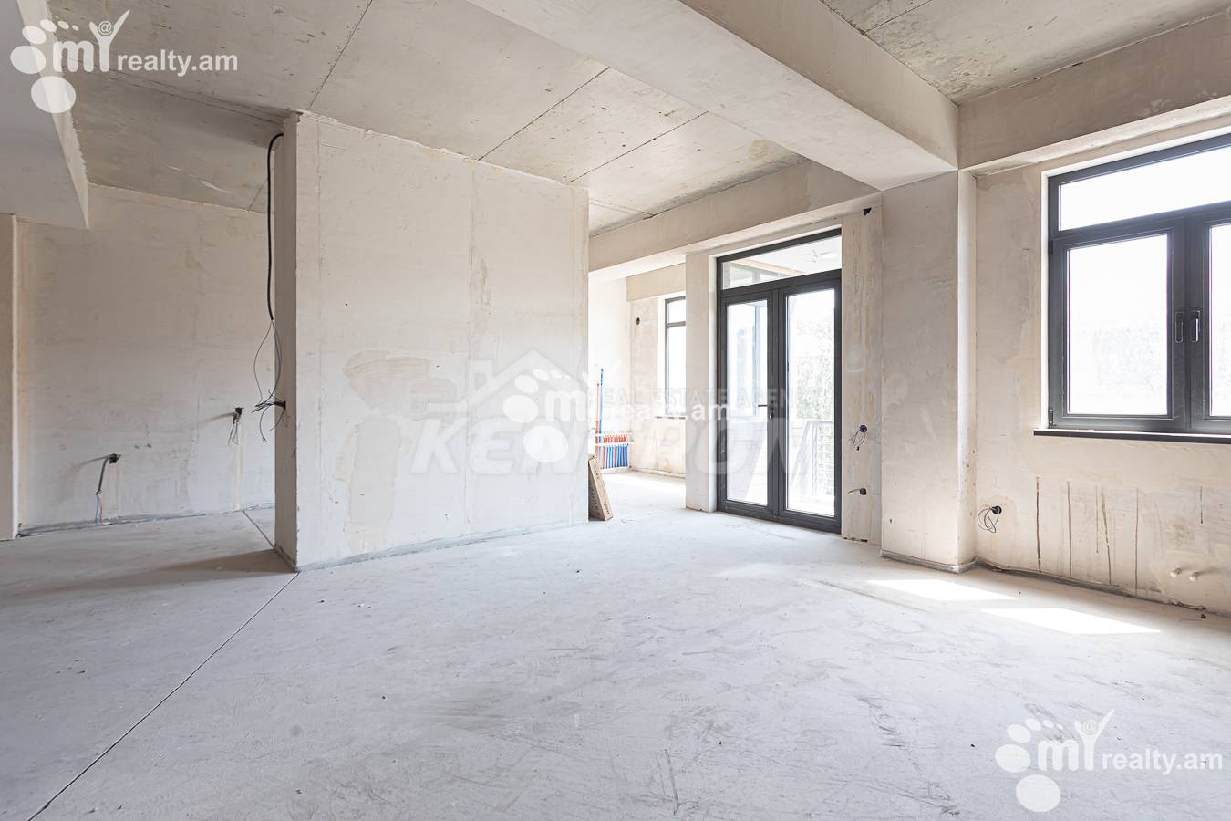 4 bedroom apartment for sale خیابان گ. هوفسِپیان, نورک ماراش ایروان, 156609