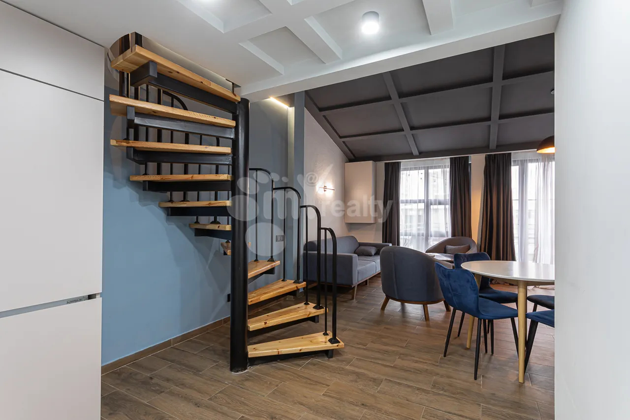 4 bedroom apartment for sale Koghbatsi St, Center Yerevan, 159428