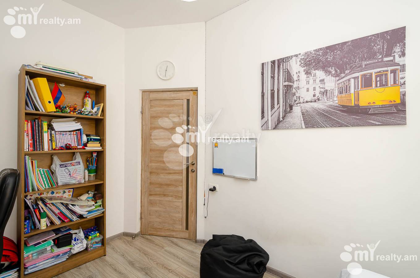 House for sale G 1 dis., Ajapnyak Yerevan, 143604