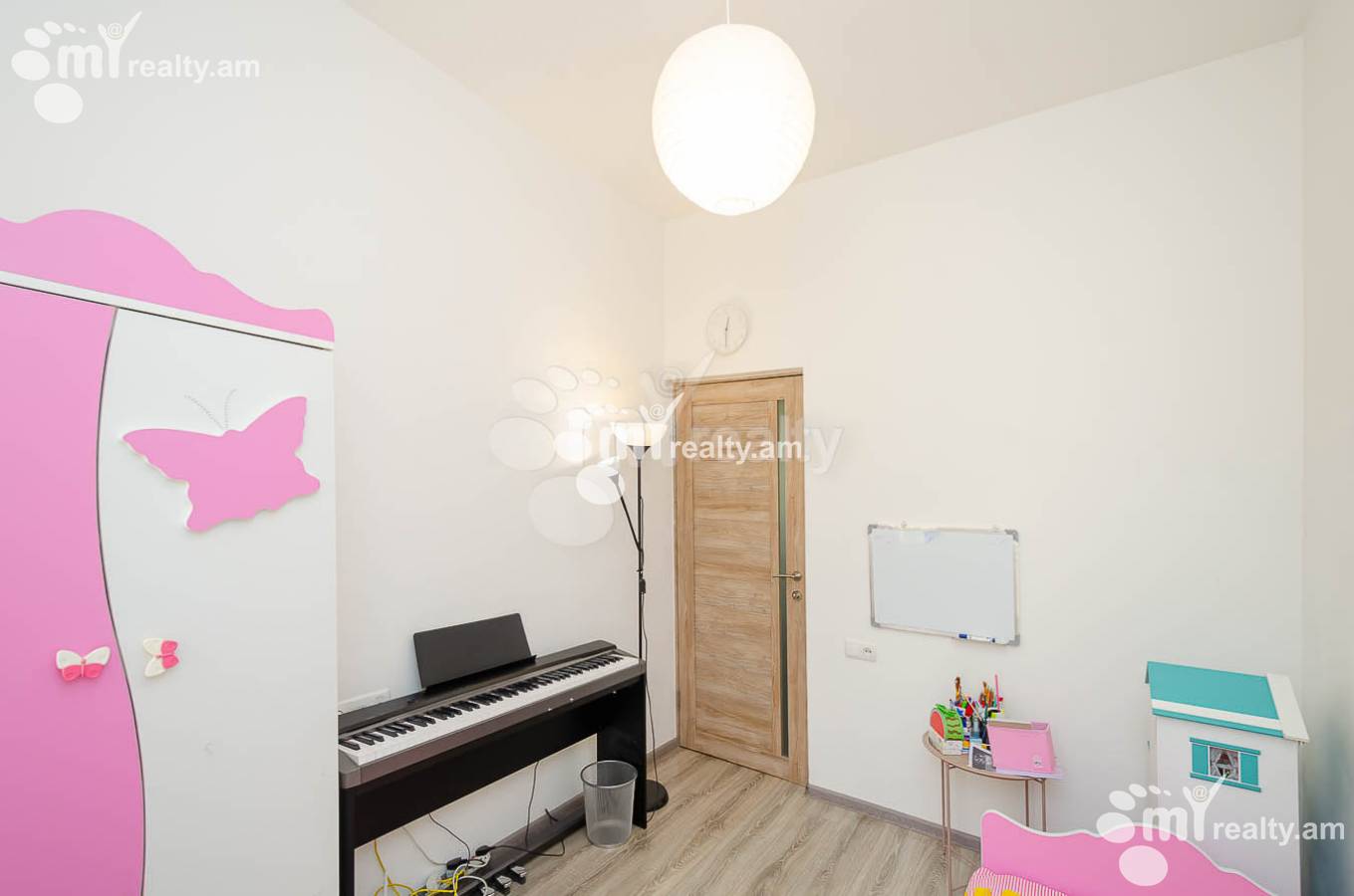 House for sale G 1 dis., Ajapnyak Yerevan, 143604