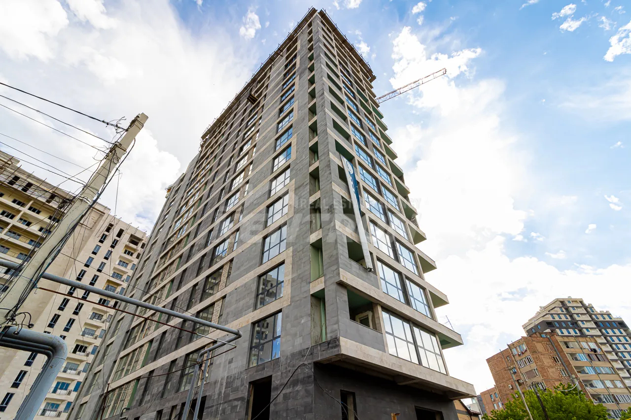 3 սենյականոց բնակարան  Գոգոլի փող., Քանաքեռ-Զեյթուն Երևան, 157787