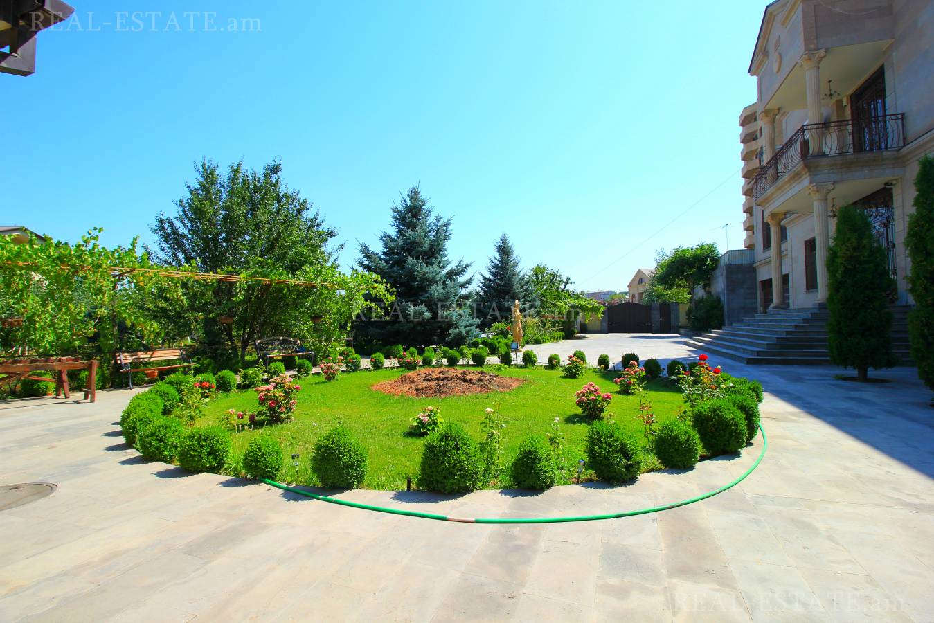 House for sale خیابان زاراف آقبیور, آوان ایروان, 82032