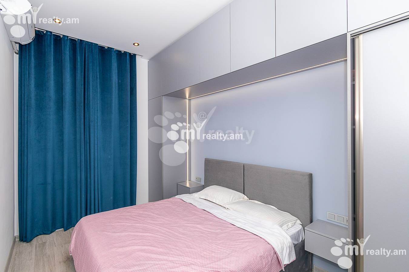 3 bedroom apartment for sale Tigran Mets Ave, Center Yerevan, 144516