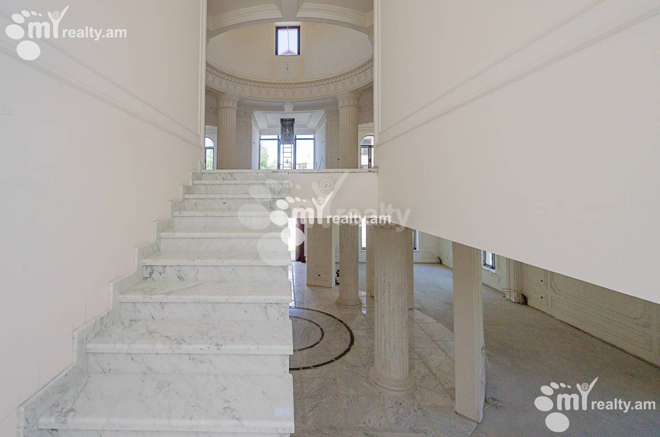 Купить дом Паронян ул, Центр Ереван, 149017