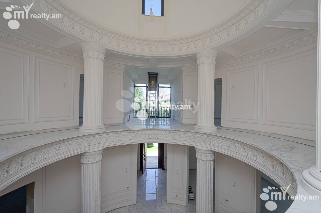 Купить дом Паронян ул, Центр Ереван, 149017