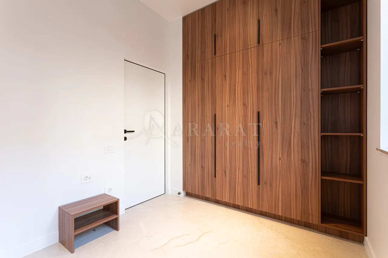 3 bedroom apartment for sale خیابان شینارارنِر, آچاپنیاک ایروان, 158407