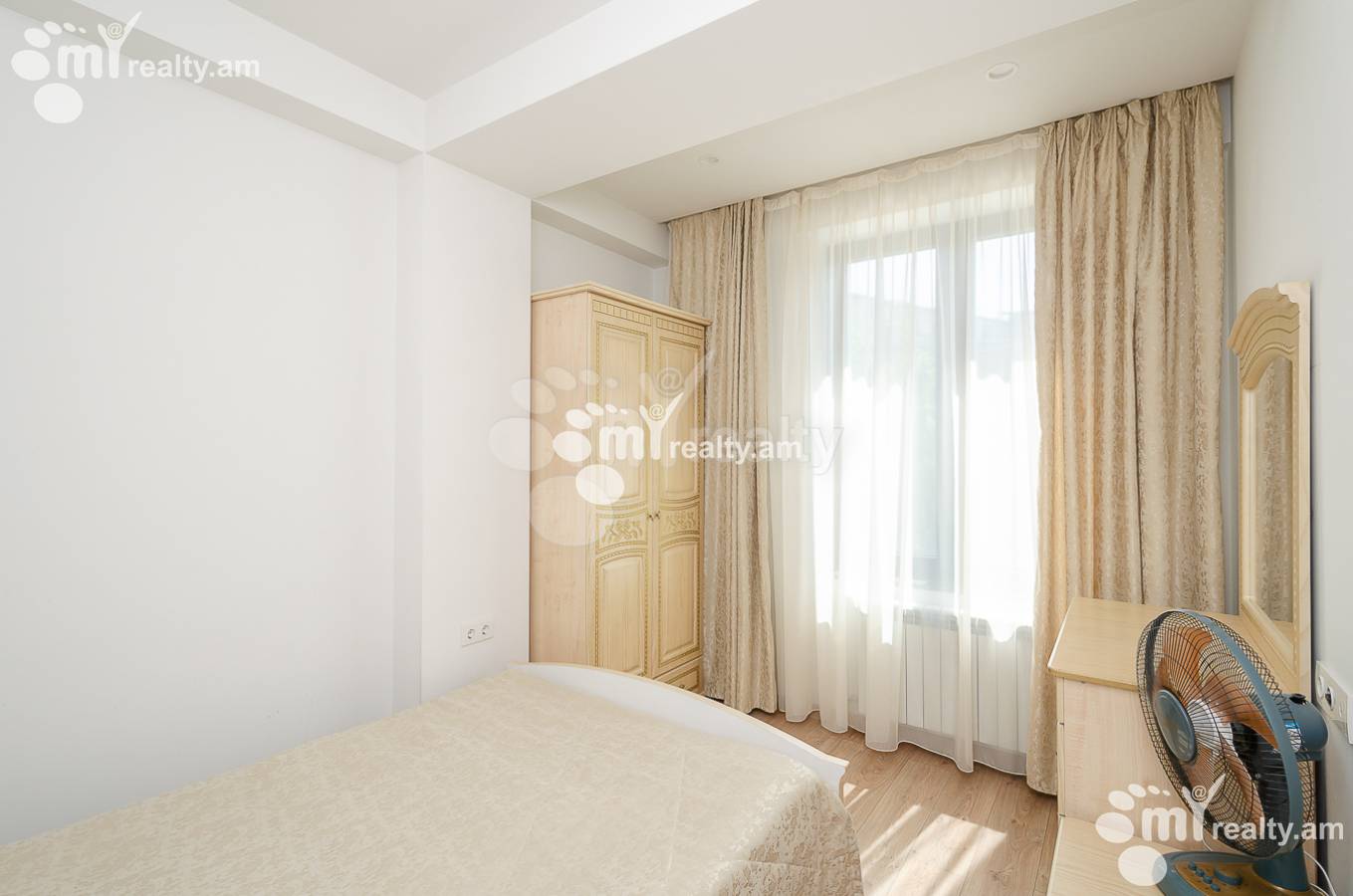 Снять 3 комнатную квартиру Орбели Ехбайрнери ул, Арабкир Ереван, 150471