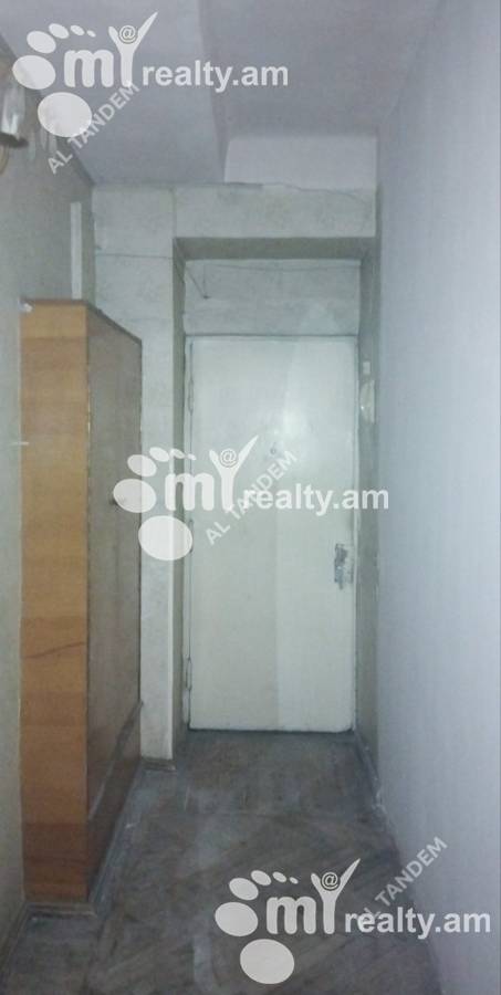 Купить 2 комнатную квартиру Кохбаци ул, Центр Ереван, 155045