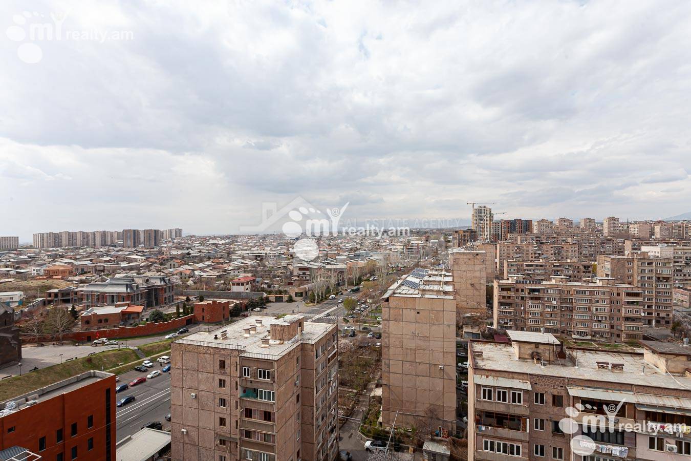 Купить 2 комнатную квартиру Сасна Црер ул., Давташен Ереван, 155245