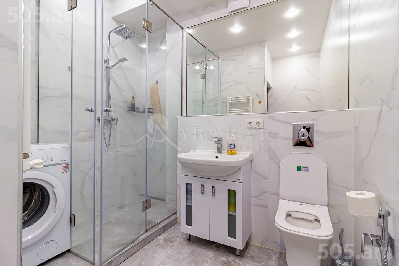 3 bedroom apartment for sale خیابان آرخوتیان, عربگیر ایروان, 151384