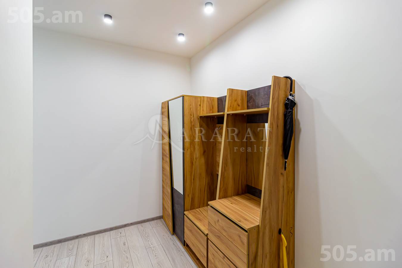 3 bedroom apartment for sale خیابان آرخوتیان, عربگیر ایروان, 151384