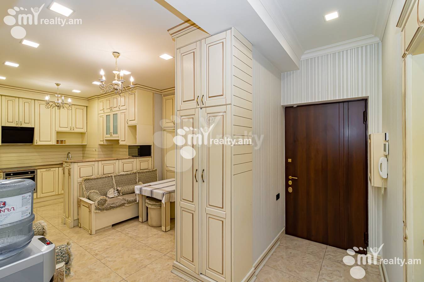 3 bedroom apartment for sale Tsitsernakaberd Highway, Center Yerevan, 151648