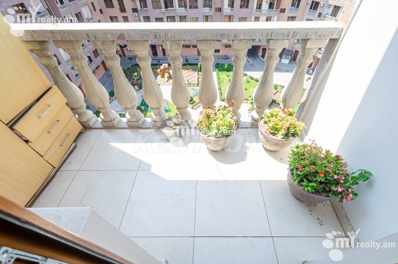 4 bedroom apartment for sale Adonts St, Arabkir Yerevan, 152411