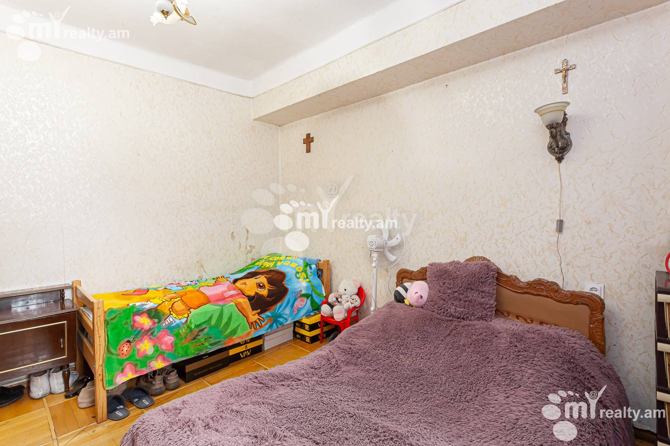 Купить 3 комнатную квартиру Нар Дос ул, Центр Ереван, 154480