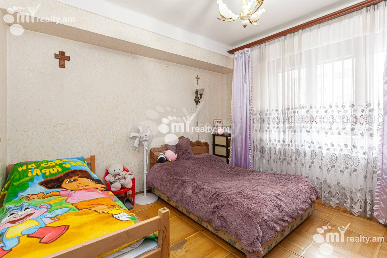 Купить 3 комнатную квартиру Нар Дос ул, Центр Ереван, 154480