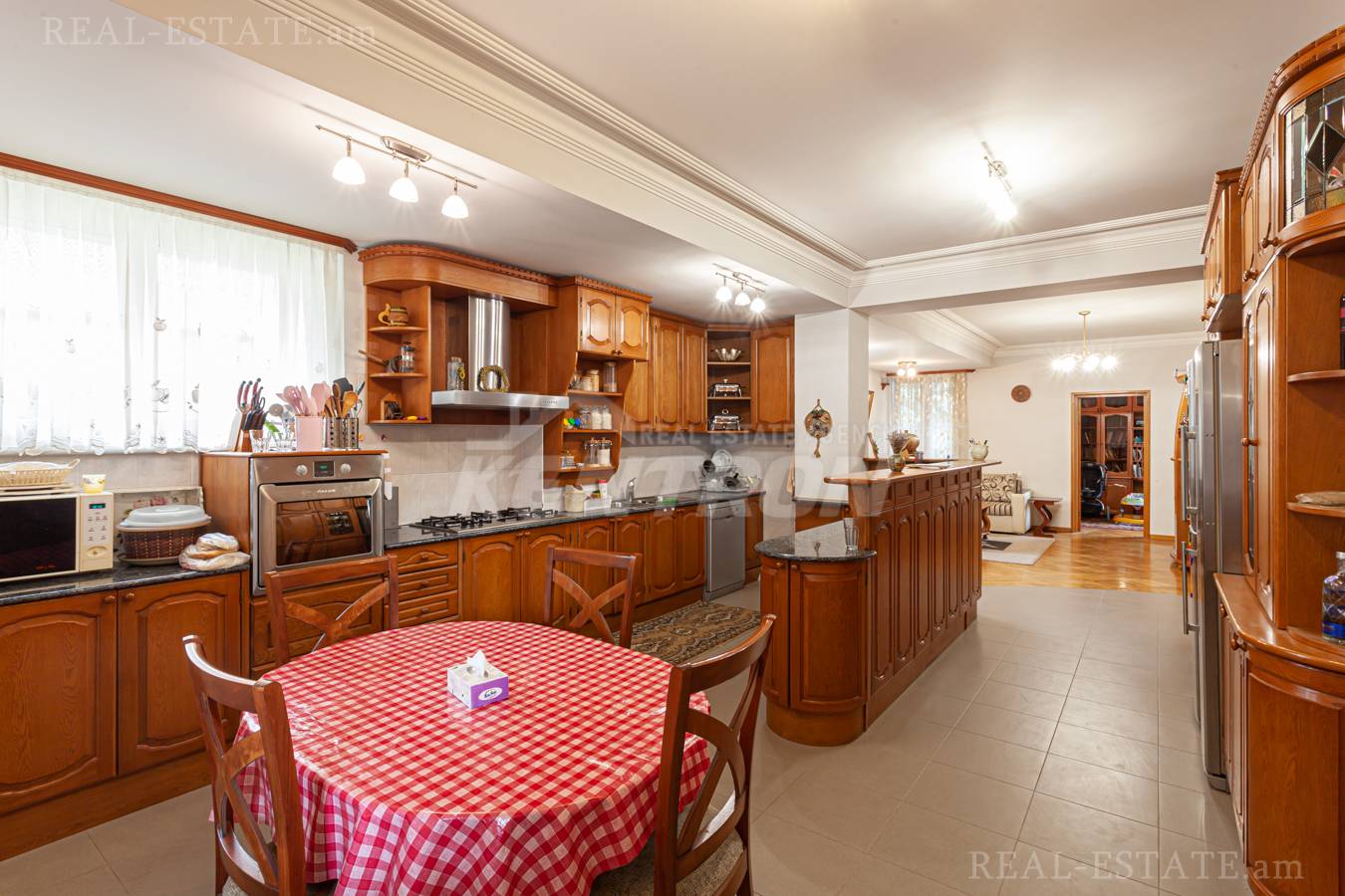 Купить дом Паруйр Севак район, Аван Ереван, 138421