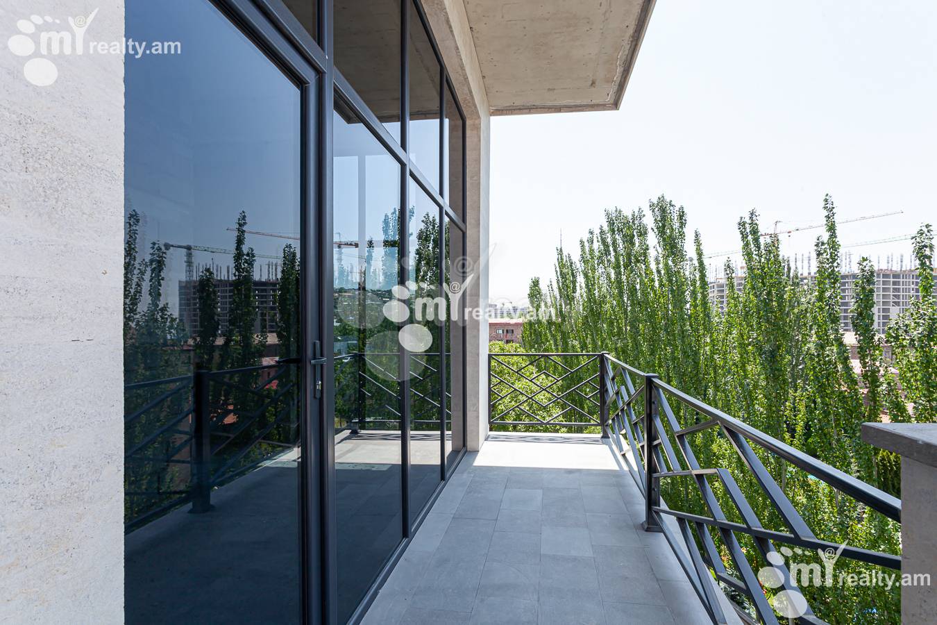 Commercial for rent خیابان آرمِناک آرمِناکیان, نورک ماراش ایروان, 156019