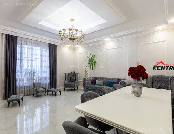 arandznatun-vacharq-Yerevan-Avan