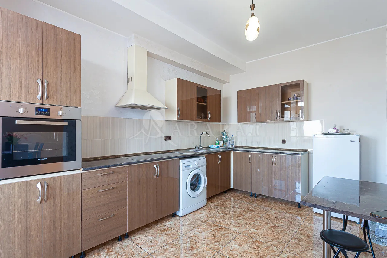 3 bedroom apartment for sale Tsitsernakaberd Highway, Center Yerevan, 158899
