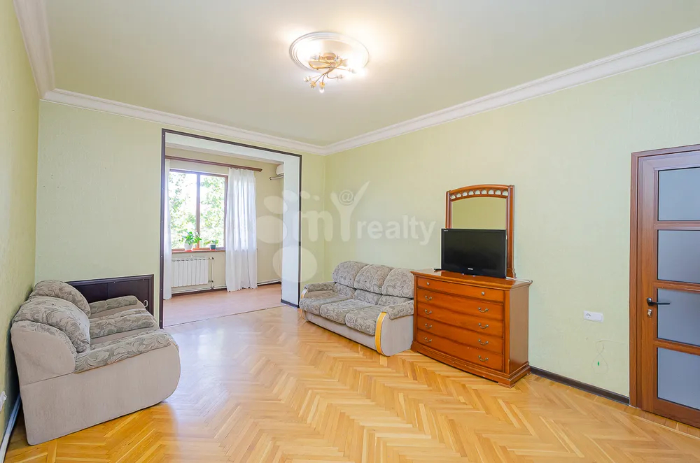 varcov-bnakaran/2-senyakanoc/Komitas+Ave/Arabkir/Yerevan