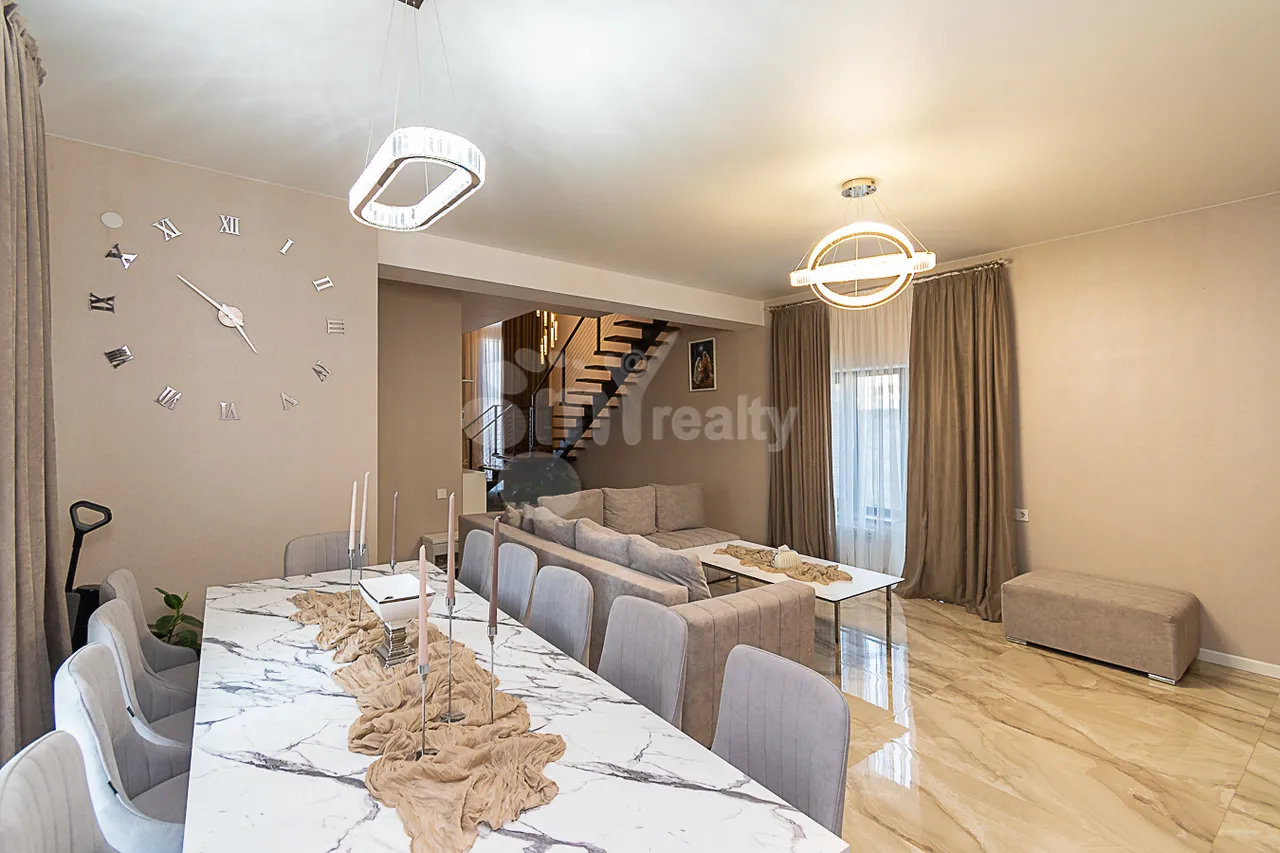 House for sale Lukashin St, Adshapnjak Yerevan, 161303