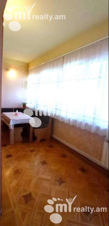 4 bedroom apartment for sale Shinararner St, Adjapnyak Yerevan, 143331