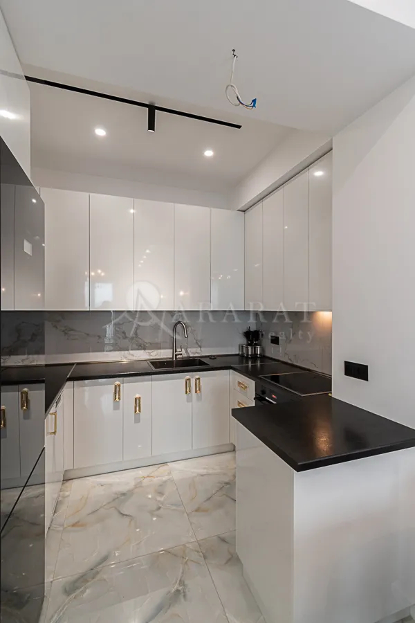 2 սենյականոց բնակարան վարձով Ռոստոմի փող, Կենտրոն Երևան, 159073