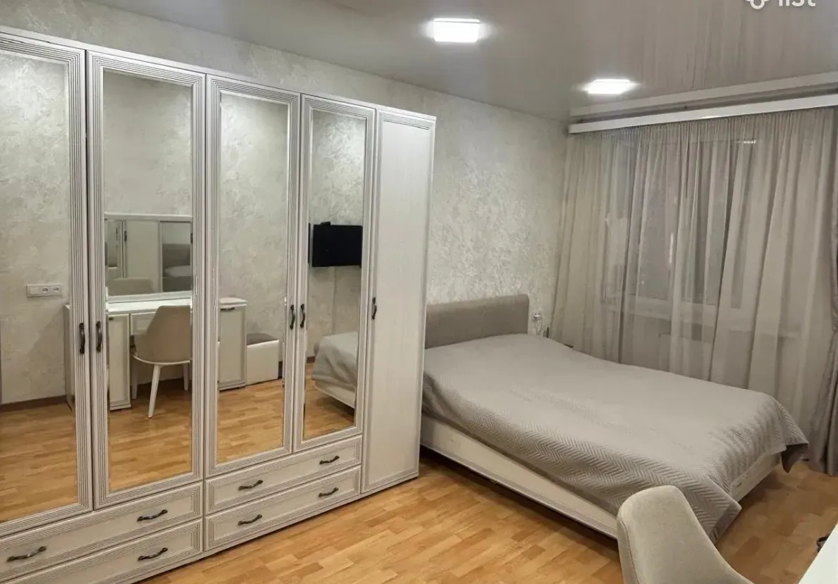 5 bedroom apartment for sale خیابان وراساکان, عربگیر ایروان, 161980