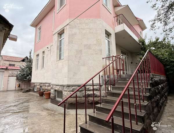 arandznatun-vacharq-Yerevan-Nor-Nork