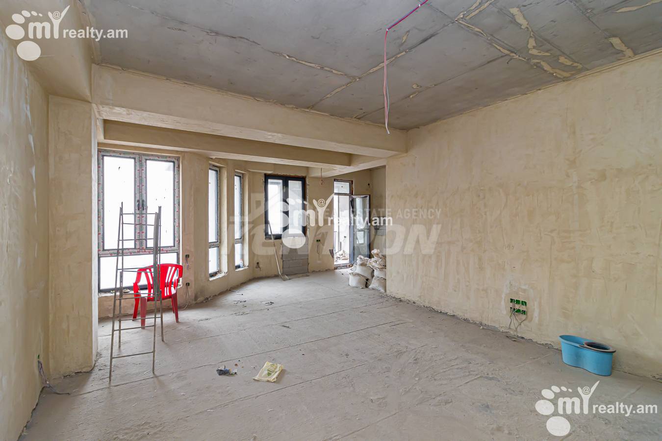 4 bedroom apartment for sale Antarayin, rue d' G.Gasparyan, Center Yerevan, 153857