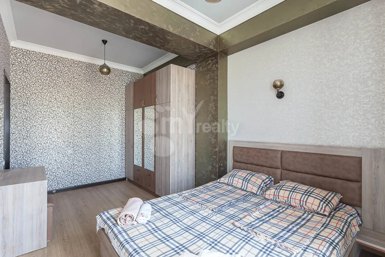 3 bedroom apartment for rent Mashtots Ave, Center Yerevan, 158798